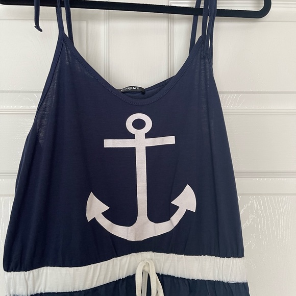 Dress - Picture 3 of 3